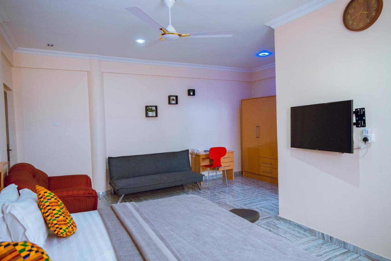טמה Exotic Palace Hotel מראה חיצוני תמונה