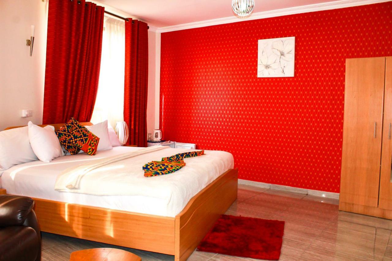 טמה Exotic Palace Hotel מראה חיצוני תמונה