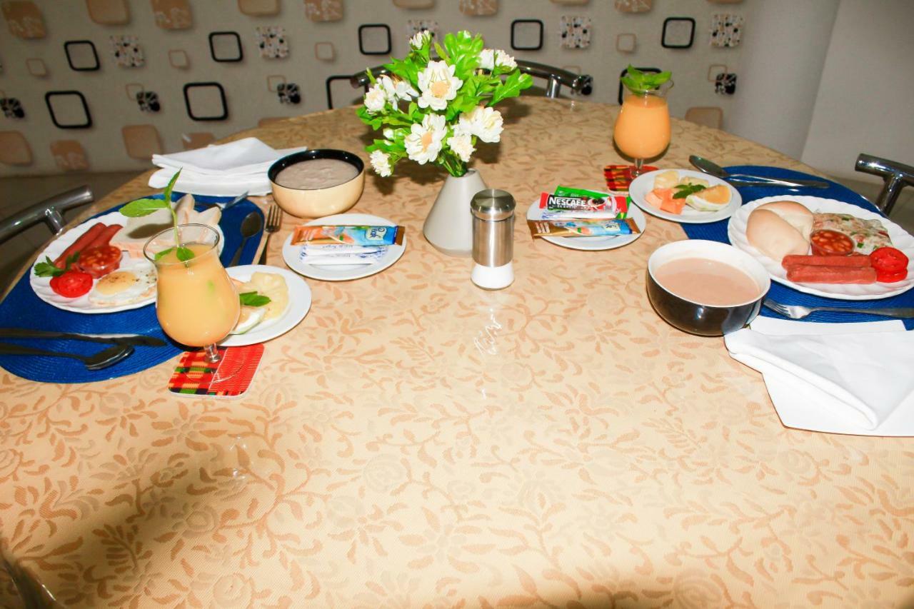 טמה Exotic Palace Hotel מראה חיצוני תמונה