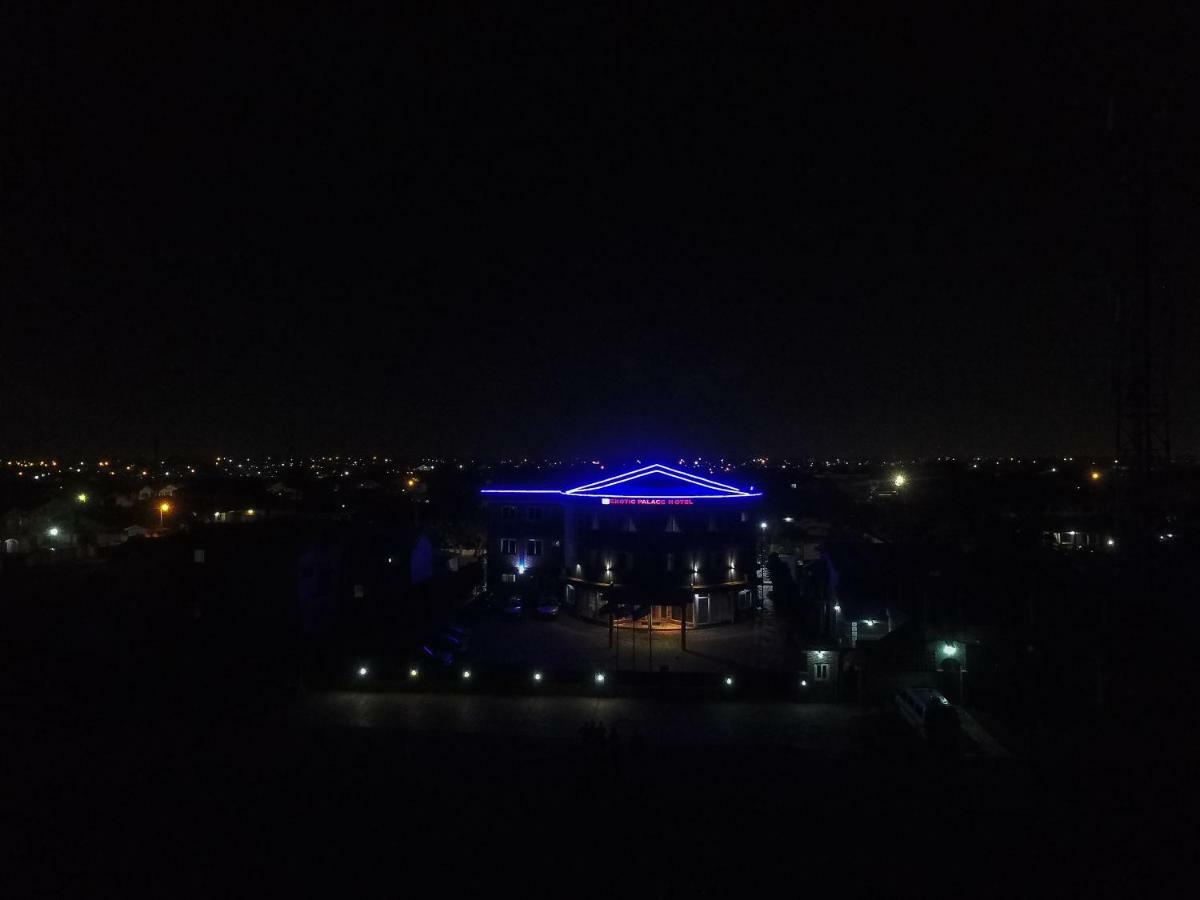 טמה Exotic Palace Hotel מראה חיצוני תמונה