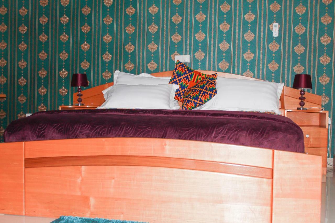 טמה Exotic Palace Hotel מראה חיצוני תמונה